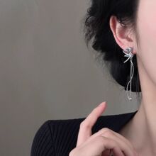 2025�¿������y�{ɫ�������K����L����о����|����p��Ů��