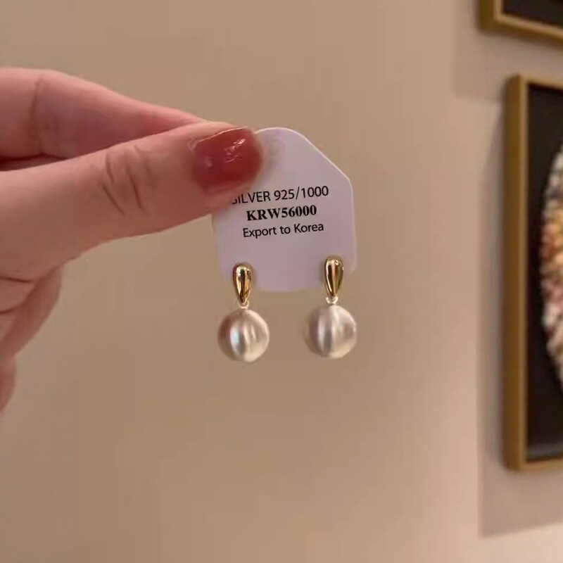 Unique Niche Style Frosted Brushed Metal Ball Stud Earrings 2025 New Popular Earrings Light Luxury High-End Earrings