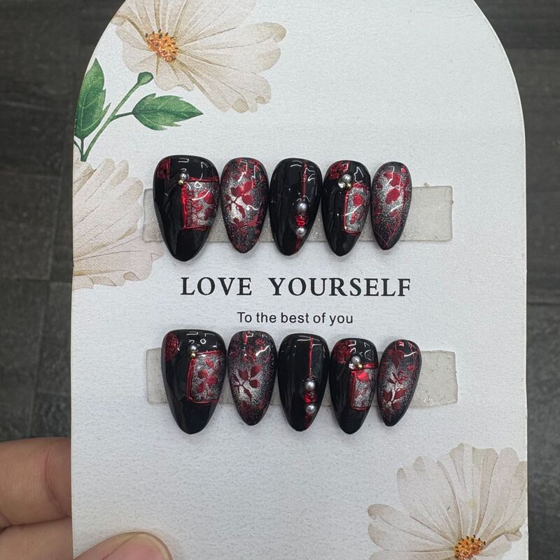 Daewoo Manicure Purely Handmade Wearable Nails Short Almond Nail Style Small European and American Style Hand-Painted Cat's Eye Diamond Cool Manicure Daewoo Manicure Purely Handmade Wearable Nails Short Almond Nail Style Small European and American Style Hand-Painted Cat's Eye Diamond Cool Manicure