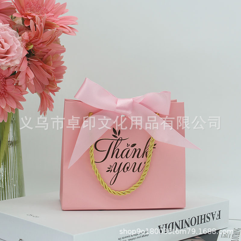 Thankyouの手提げ袋insの祝日のギフトバッグのプレゼントと手の包装袋のショッピングバッグの紙袋|undefined