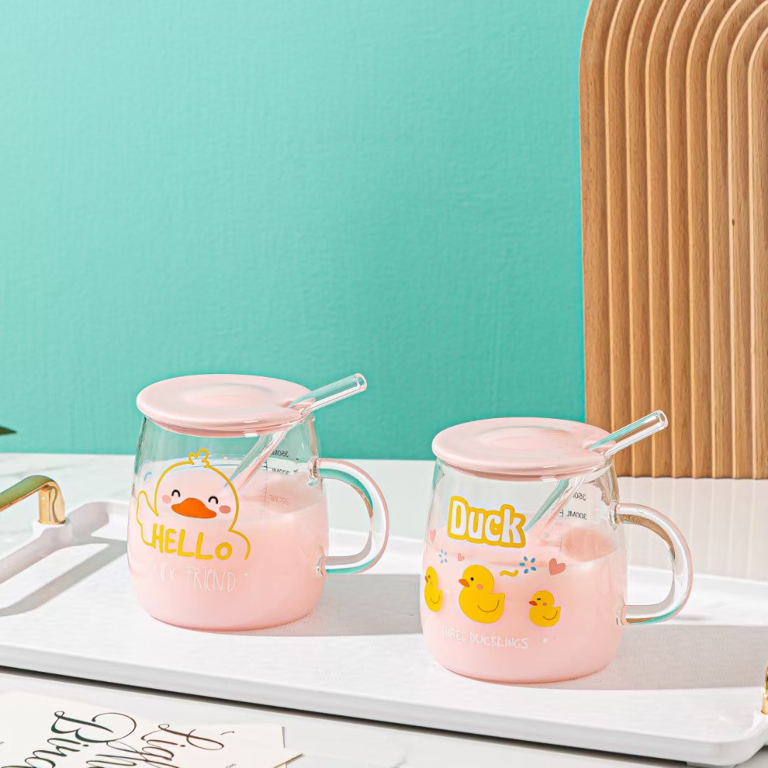 Creativo de dibujos animados lindo pato taza de paja con tapa transparente vidrio necesidades diarias regalo taza de beber taza