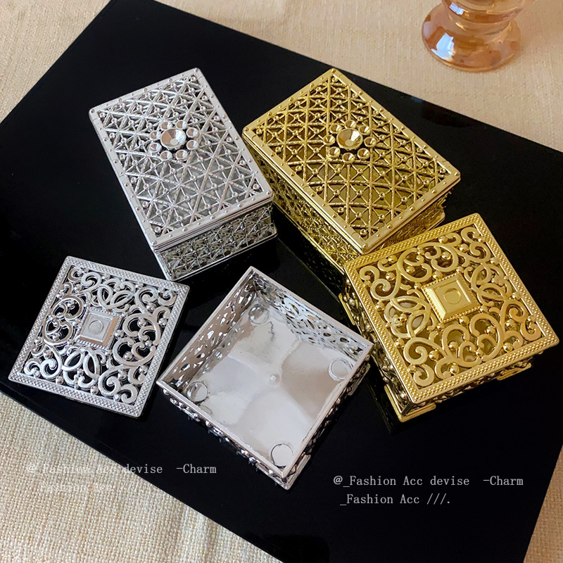 Metal high-grade jewelry storage box court style exquisite new earrings earrings necklace bracelet jewelry box wholesale women