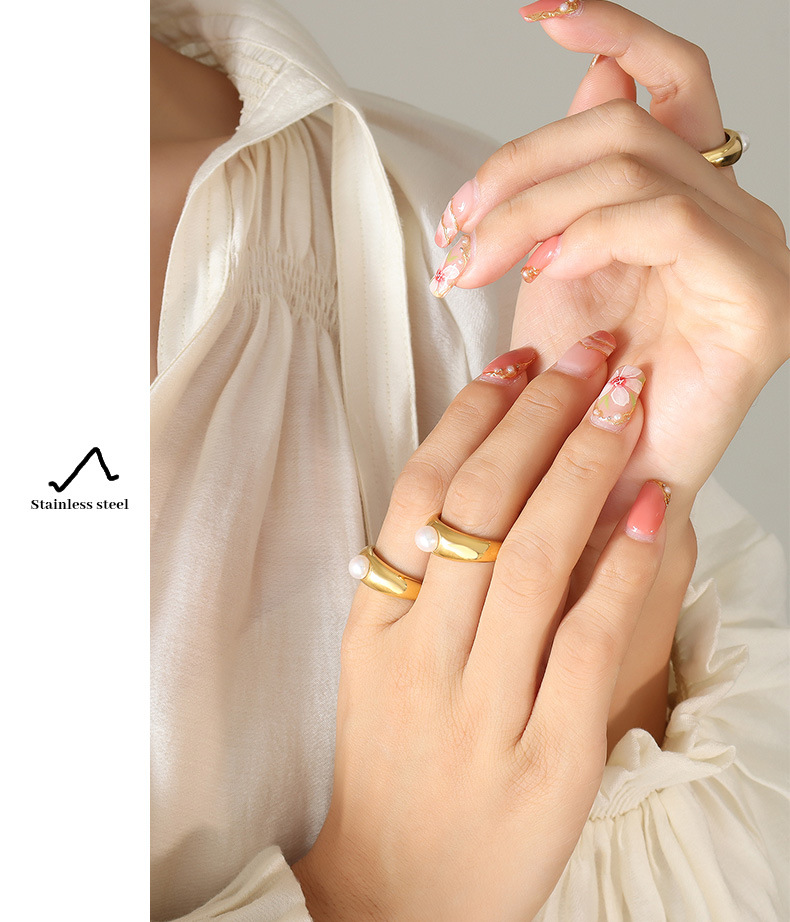 Titanium Steel Material Sweet C Shape Titanium Steel Plating Inlay Pearl Open Ring