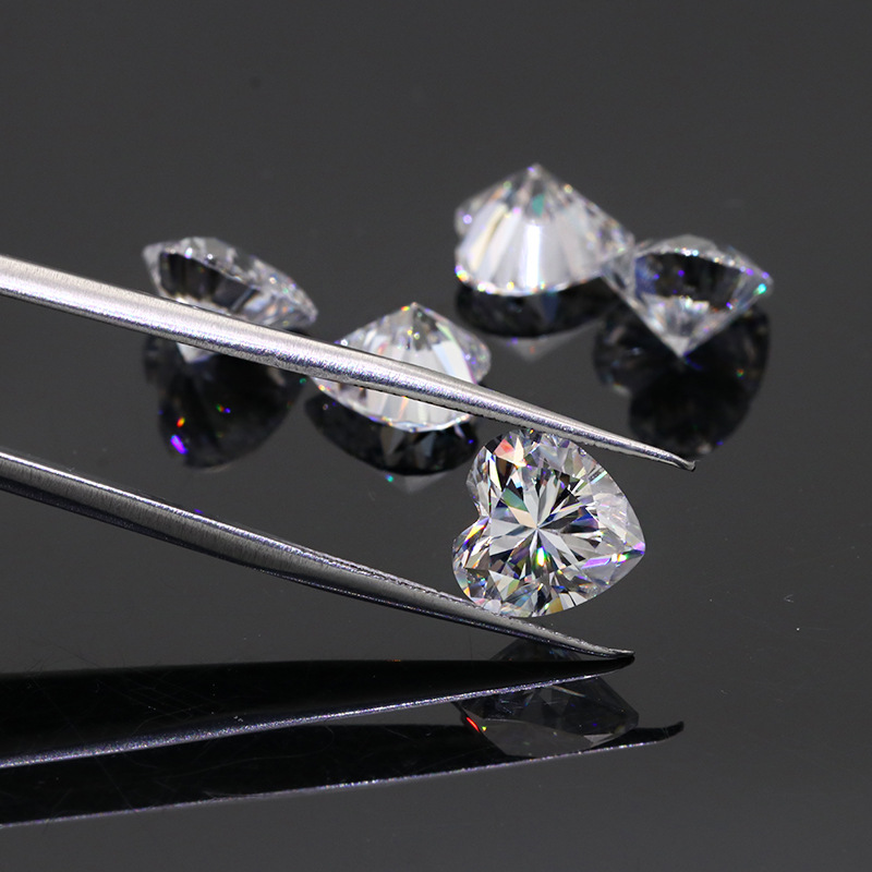 夏林ジュエリー 超白Dカラー ハート型モアサナイト ラブ型 多サイズ 模造ダイヤモンド モアサナイト卸売