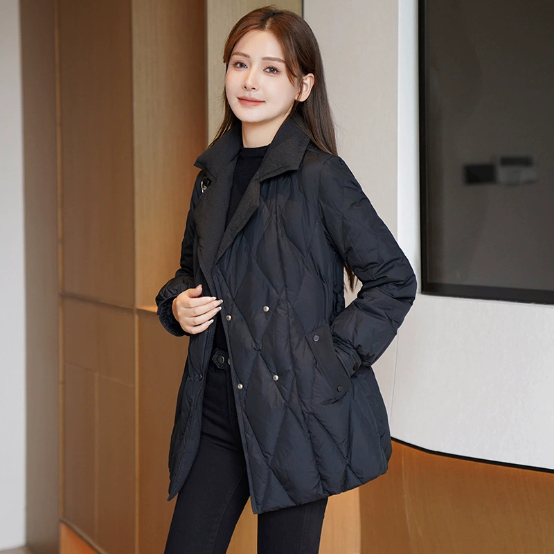 Хлопчатобумажная одежда для талии черный зимний 2024 тонкий шнуровка новый маленький человек с тонким пальто ромбовидный средний длинный хлопковый костюм женщина