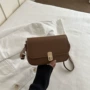 小众秋冬单肩复古风通勤包