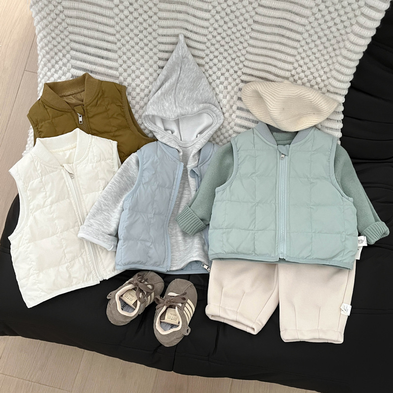 Baby Autumn and Winter down Vest 2025 New Winter Male and Female Baby Pure Color Light and Versatile Outer Vest