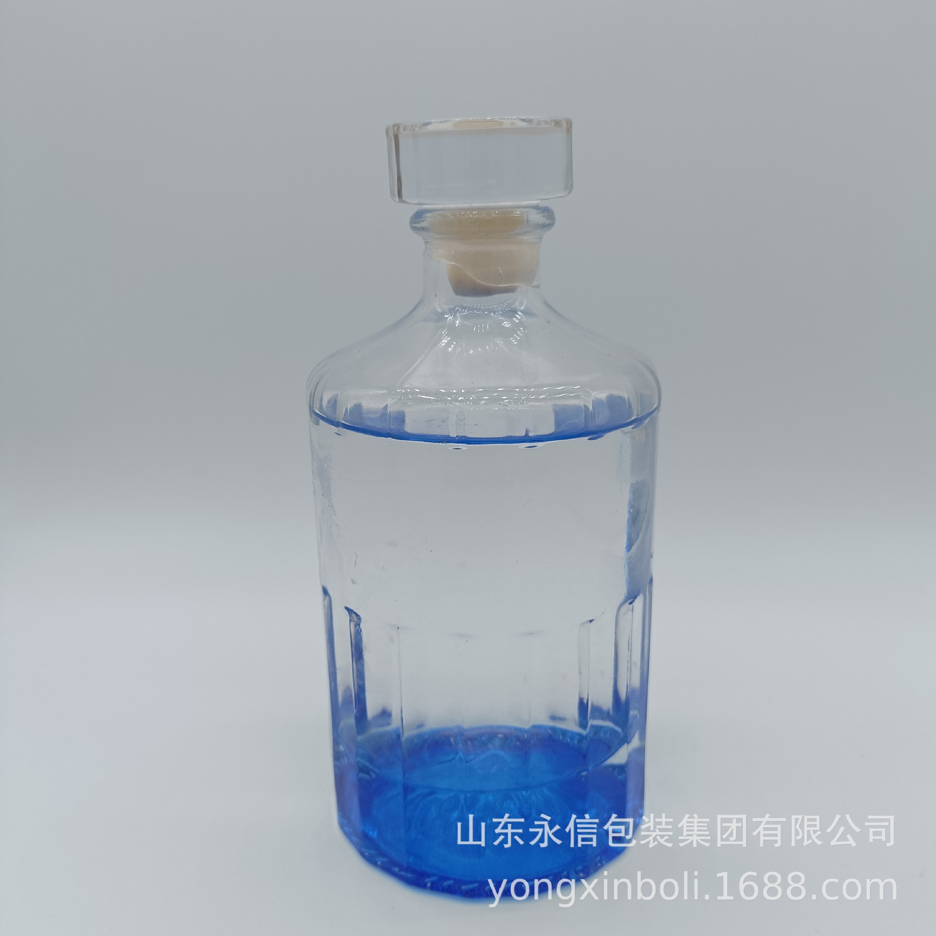 永信包装生产 玻璃白酒瓶晶白瓶厚底酒瓶 500ml玻璃酒瓶