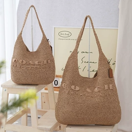 女士单肩包;女士手提包;成人帽