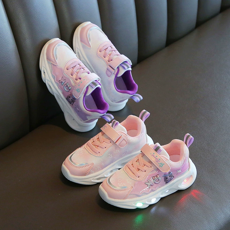 2024 осенняя и зимняя спортивная обувь для девочек детское обувь светодиодные световые туфли модные дышащие женские световые туфли