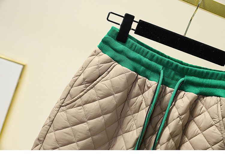 Vêtements pour femmes Pantalon en coton à carreaux à contraste de couleur à la mode, étiquette anti-âge, à porter comme vêtement d'extérieur, doublure en coton, pantalon sarouel ample et chaud à revers_voghion.com