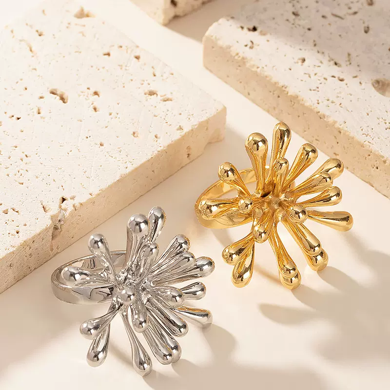 跨境时尚夸张个性欧美风花蕊可调节开口戒指男女不掉色镀真金手饰