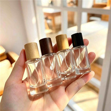 香水瓶小样分装瓶便携旅行喷雾空瓶子10ml20ml高档透亮玻璃容器