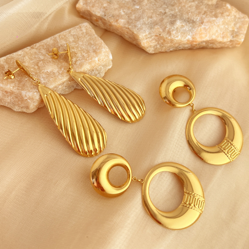 Simple And Stylish Earrings Stainless Steel Retro Geometry