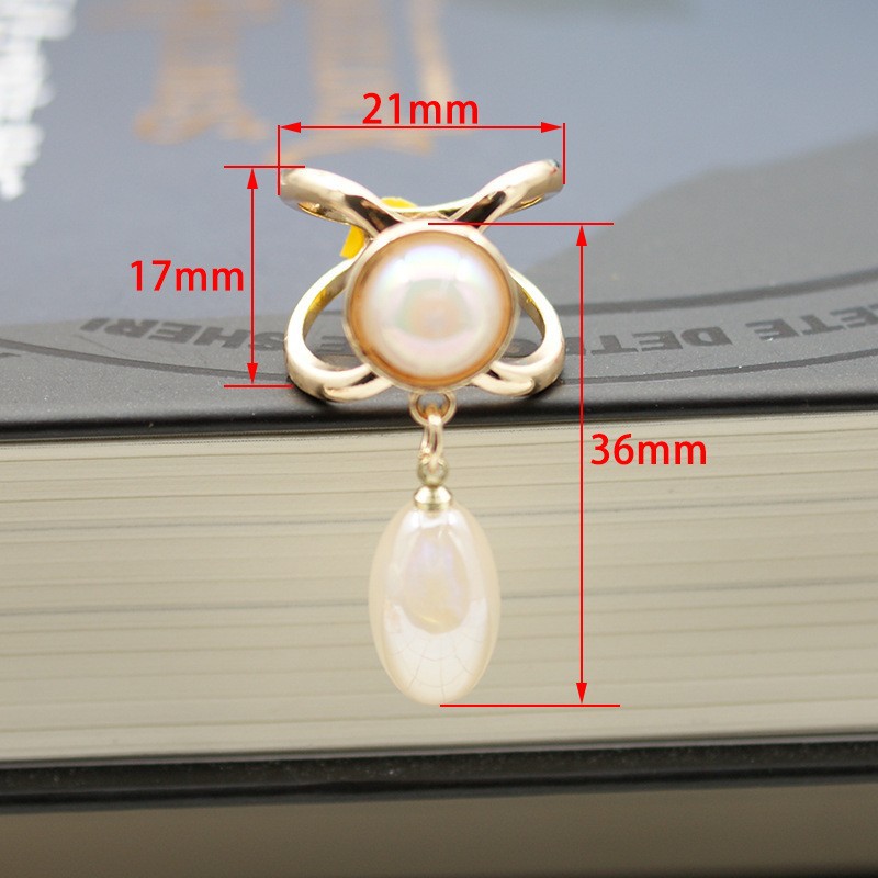 Corea del Sur multi-funcional bufanda hebilla de alta calidad perla moda nueva Camelia windbreaker cinturón hebilla de alta gama joyería al por mayor