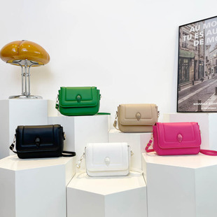 �¿ɫ�|�Іμ������б������s�¿�ٴ�ͨ�ڰ����|Ů����ɫ��