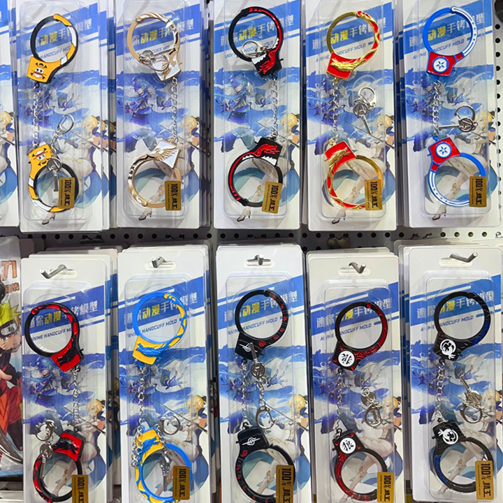 Animation Peripheral Metal Artificial Handcuffs Alloy Model Toy Animation Wholesale Trumpet