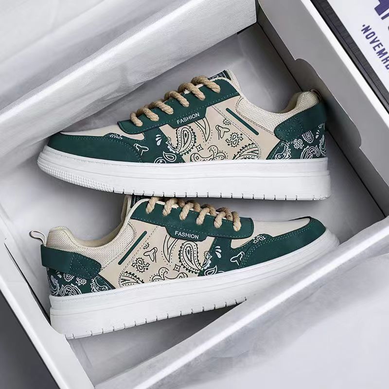 冬季男鞋防臭帅气鞋子男款潮流百搭防水低帮板鞋韩版休闲潮鞋防滑