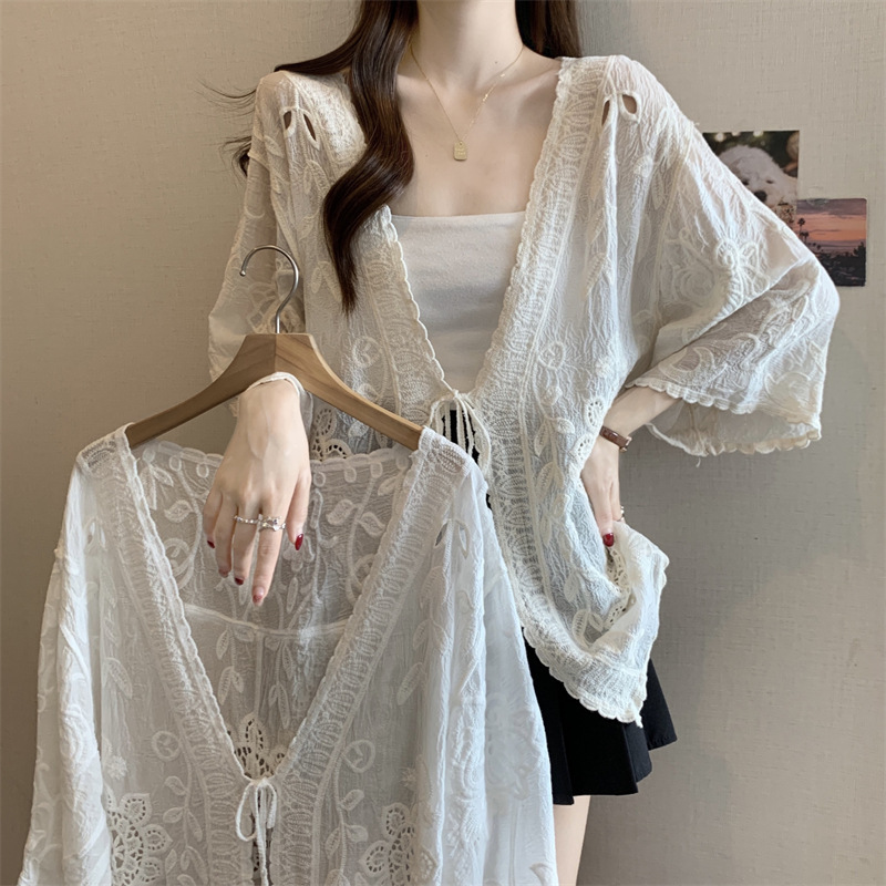 Seaside Vacation Beach Sun Protection Knitted Clothing for Women in Summer, Fairy-Like Lace Cardigan Thin Jacket Bikini