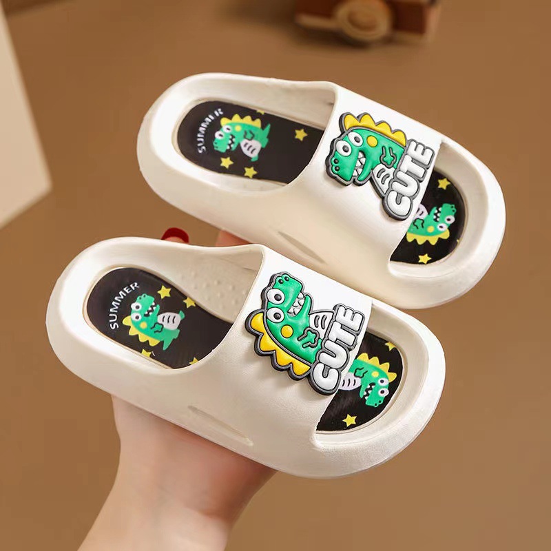 2023 nuevas zapatillas para niños para hombres y mujeres de 3 a 12 años de edad para niños antideslizantes bebé dinosaurio de dibujos animados sandalias de verano de fondo suave