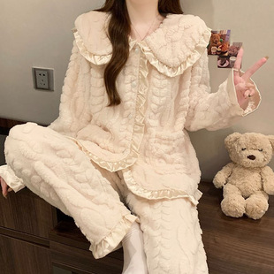 �ﶬ���¿�ɺ���q˯��Ů�ӽq�Ӻ�С���L�����I�_����ů�Ҿӷ����b