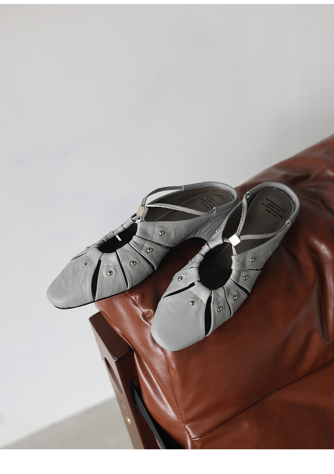 Sandal cao gót nữ mũi nhọn hở mũi, gót 5.5 cm, phong cách vintage đinh tán rỗng — Xám xanh chi tiết 15