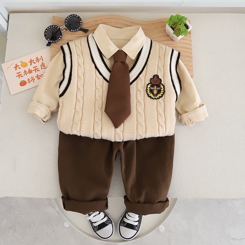 Off-white (men's style)