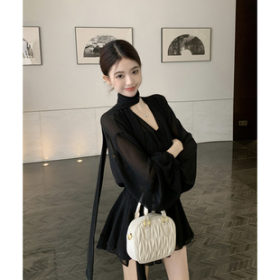 Black V-neck long sleeve shirt dress 2025 spring and summer elegant sexy waist slimming short pleated chiffon skirt