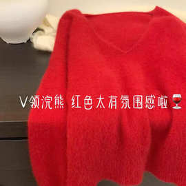 CHAO级推荐！自带氛围感的~欧货高端浣熊绒超好看红色毛衣女秋冬