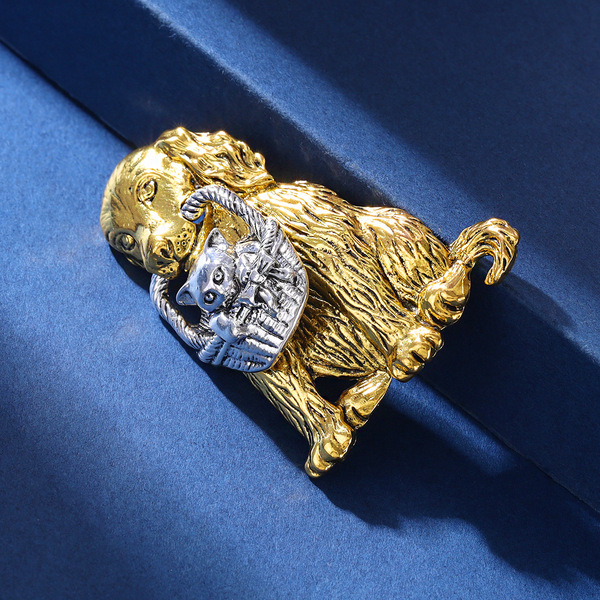 cartoon creative retro fashionable brooch