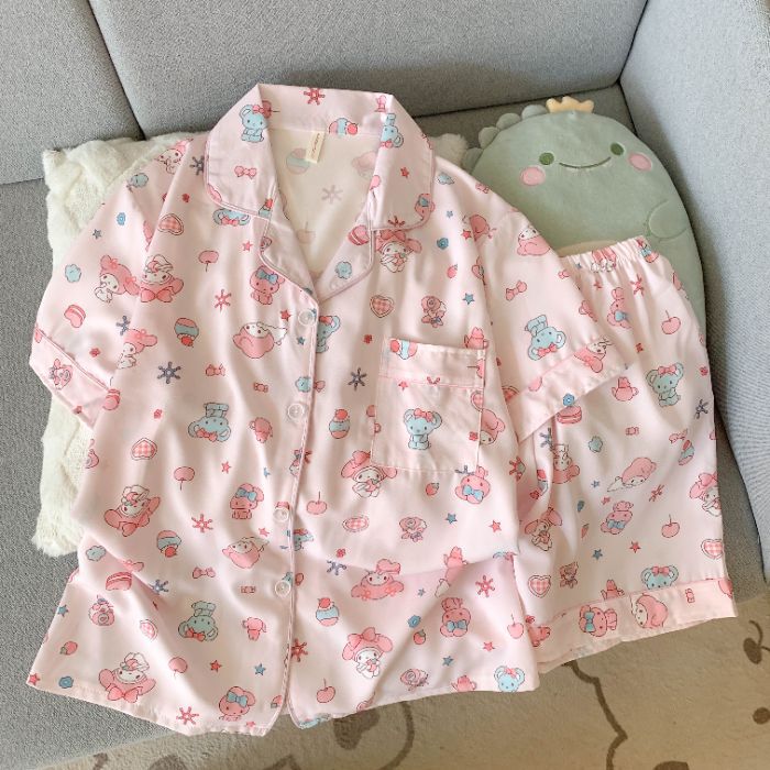 Venta al por mayor transfronteriza de nuevo estilo de seda de hielo elástico de cuatro lados pantalones cortos finos de manga corta traje de pijama mujer verano dulce dibujos animados servicio a domicilio