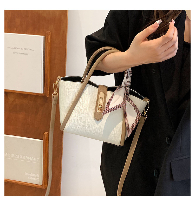 The new trendy women's bag for the summer of 2025, a simple commuting bucket bag with a large capacity and a single-shoulder handbag for women undefined