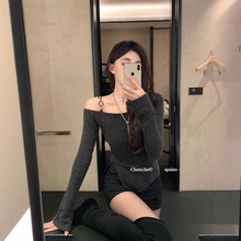 何晨曦 辣妹灰色肩环装饰短款针织上衣女秋冬修身收腰打底衫内搭