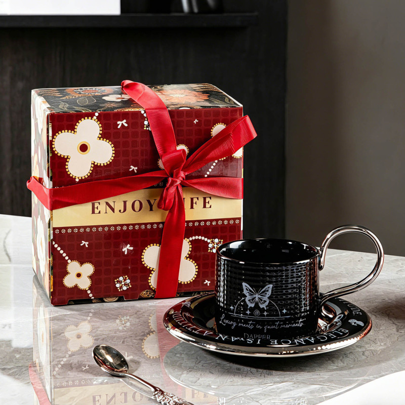 European-Style Light Luxury Ceramic Cup and Saucer Set, High-End Wedding Gift, Gift for Best Friend, Gift for Bride, Wedding and Engagement Present European-Style Light Luxury Ceramic Cup and Saucer Set, High-End Wedding Gift, Gift for Best Friend, Gift for Bride, Wedding and Engagement Present