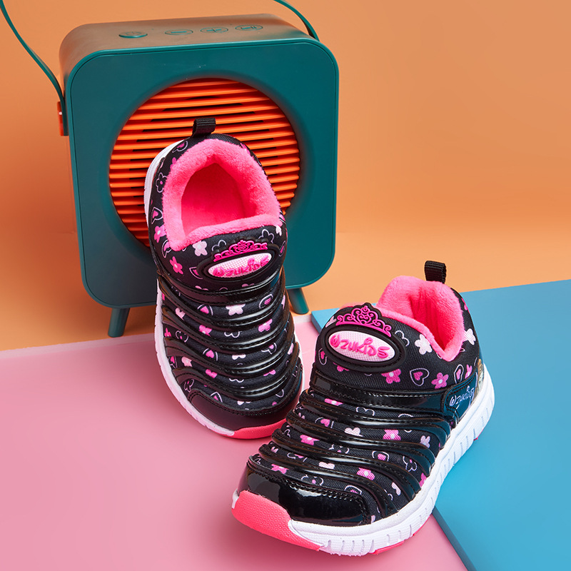 Zapatos deportivos de algodón de pelusa Xiaobo zapatos para bebés con suela suave antideslizante invierno zapatos para niños niñas niñas calentamiento orugas