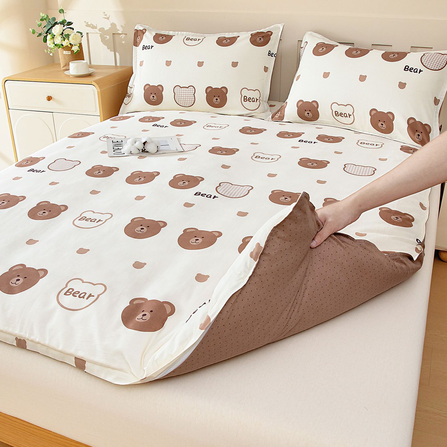 Cama de algodón Xinjiang de algodón de clase A, estera de algodón de dibujos animados, estera de algodón de cama de dormitorio de estudiantes, estera de algodón de cama de cama