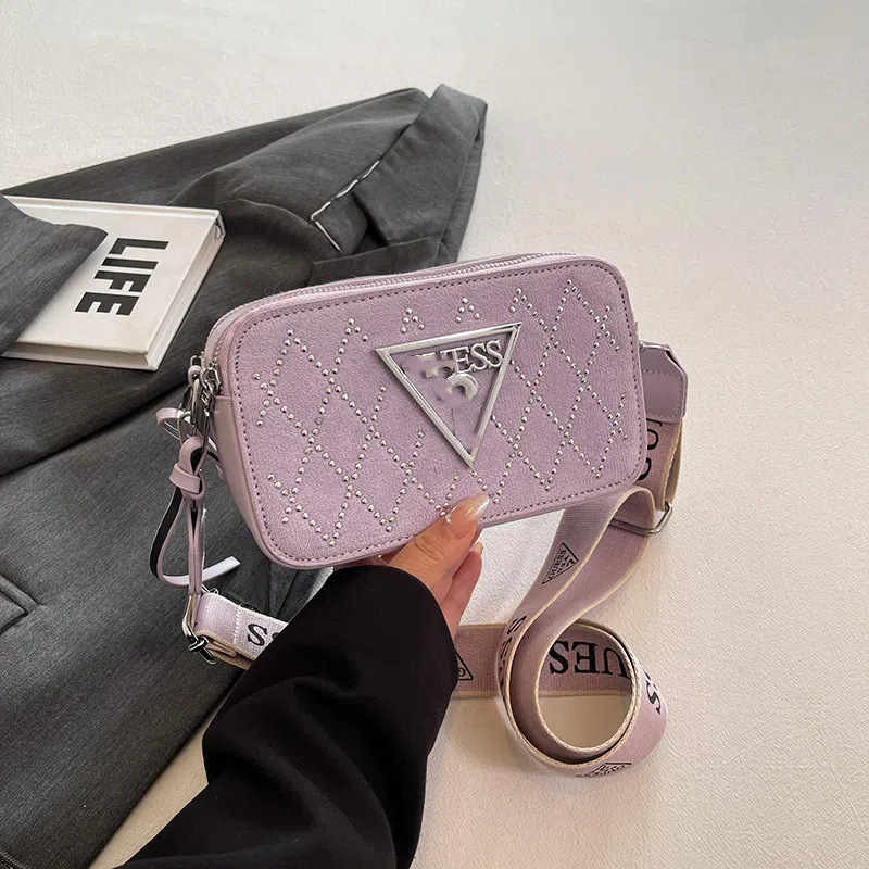 Bolso de cámara transfronterizo para mujer 2025 primavera y verano nuevo estilo estilo moderno y moderno bolso cuadrado pequeño bolso de hombro de diamantes calientes de moda