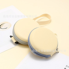 Portable foldable sunglasses case with cushioned lining made of soft cloth
