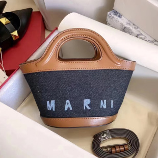 ���ᱬ������˻@�Ӱ����Ʋ�����ɳ�����r�аٴ�μ�б��ͨ��Ů��