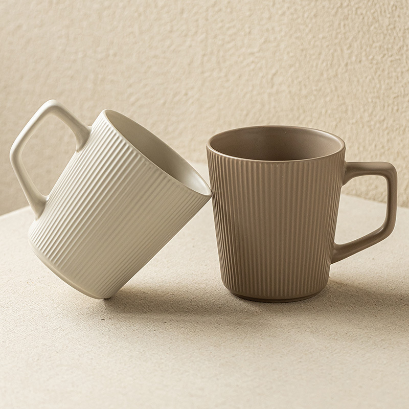 极简浮雕竖纹马克杯陶瓷茶杯家用喝水杯办公室高颜值咖啡杯情侣杯