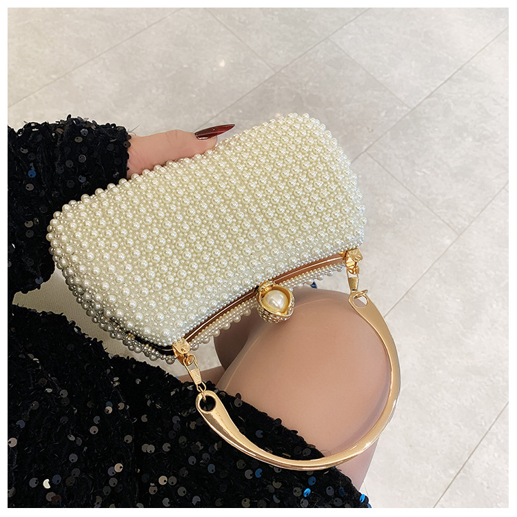 New pearl lady's handbag, banquet dress crossbody bag, elegant socialite dinner bag, high-end underarm bag wholesale undefined