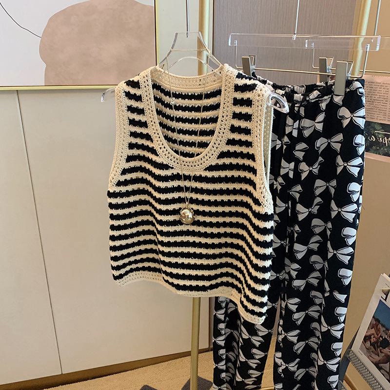 Retro knitted thin sweater