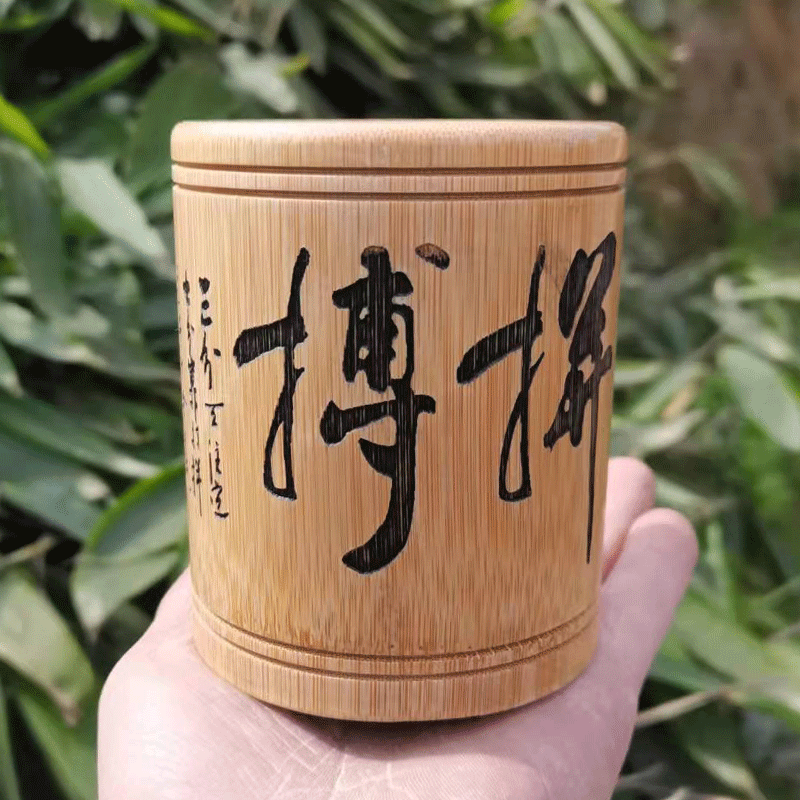 큰 크기  투쟁 높이 11cm, 직선 경도 8 -10.5 cm