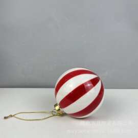 跨境圣诞节装饰品高质感红色系列彩绘陶瓷球圣诞树挂饰圣诞球吊球