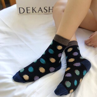 �͹�С���cŮ�����m�n���m�Ӗ|���T�M�ڕr��ƴɫ�ʸ��A�c��Ͳ���m