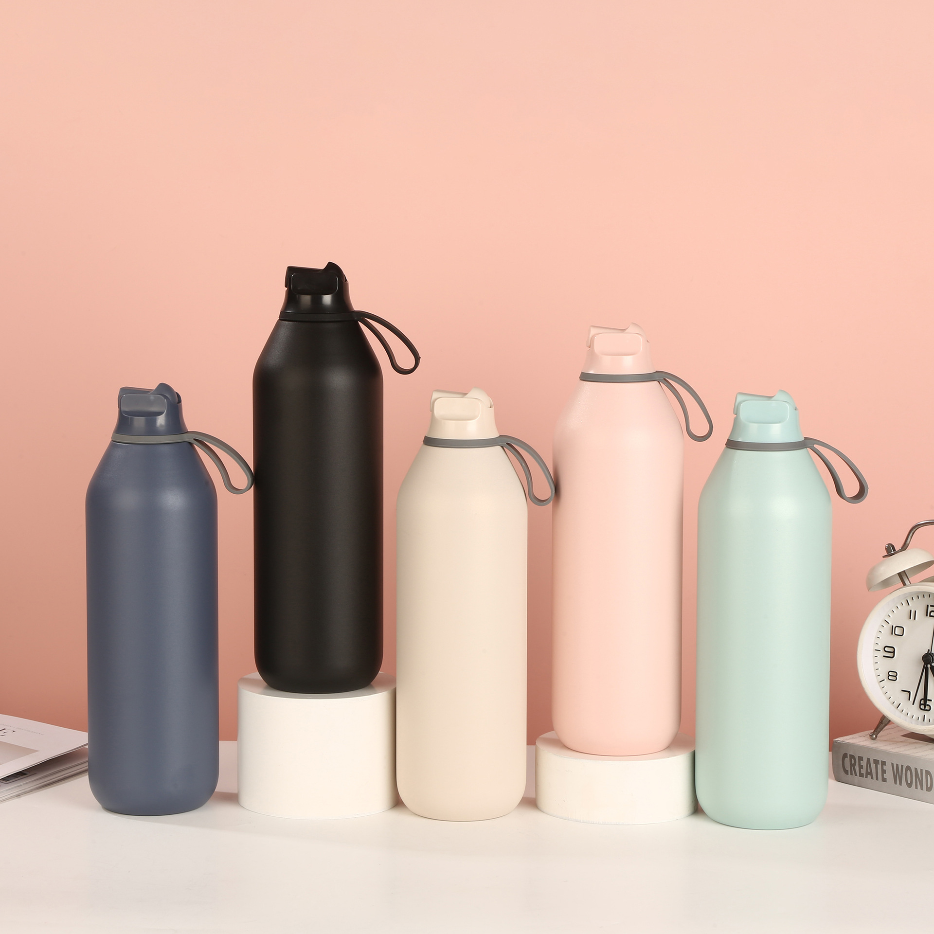 Comercio exterior botella de agua deportiva de gran capacidad 304 taza de acero inoxidable taza de agua deportiva portátil taza de agua de mano al aire libre