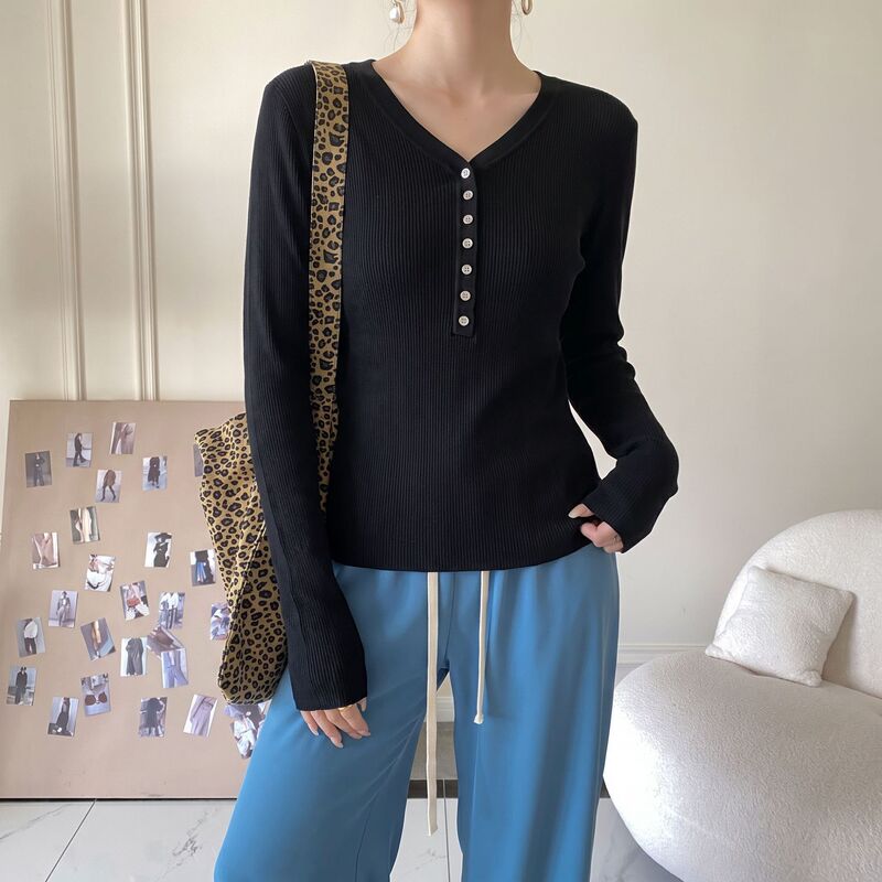 Early Autumn New Style Half-Open Henley Collar Merino Wool and Silk Blend Knit Base Shirt for Women, Slim Fit Inner Top Early Autumn New Style Half-Open Henley Collar Merino Wool and Silk Blend Knit Base Shirt for Women, Slim Fit Inner Top