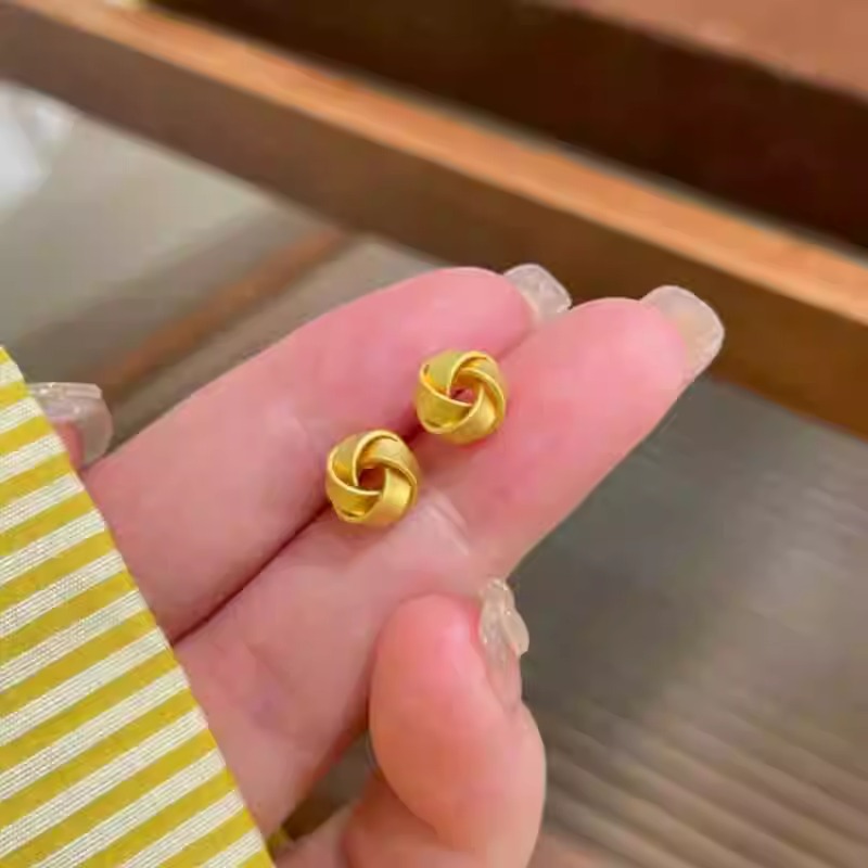 Hypoallergenic Titanium Sleep Stud Earrings For Comfortable Healing_voghion.com