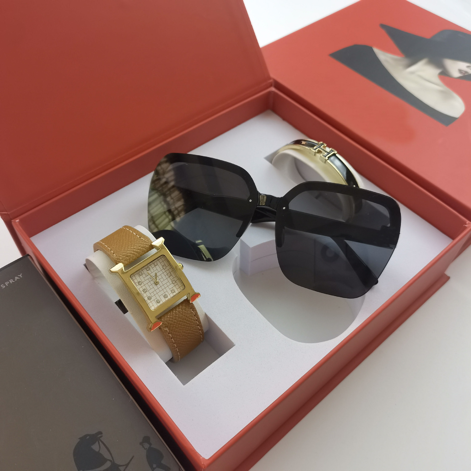 H Square Watch Glasses Set Ladies Classic Quartz Watch Casual Women's Watch Fashion Sunglasses Female 4