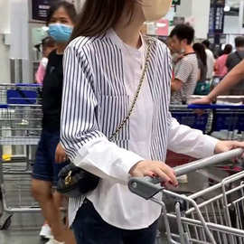 日韩春秋新款韩版休闲长袖衬衫女条纹拼接胖妹妹大码宽松立领衬衣